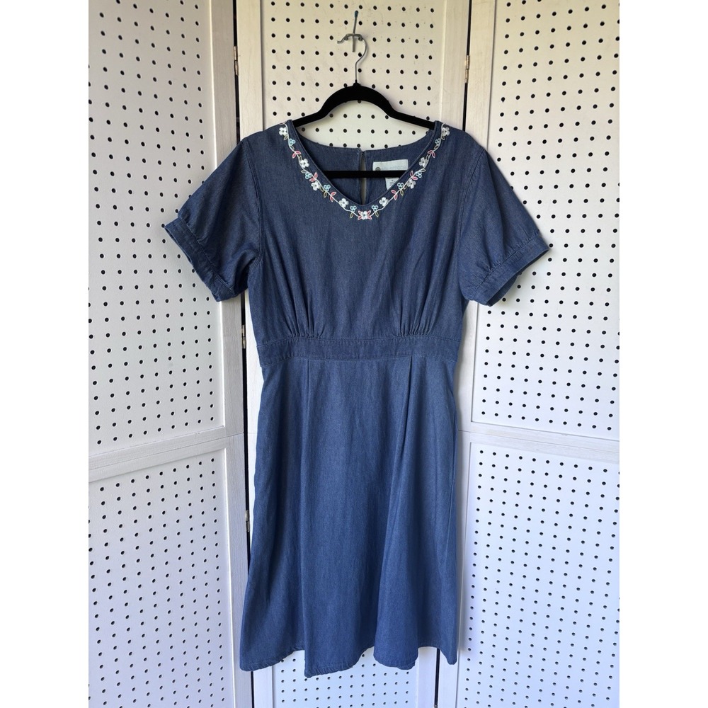 Ella Simone Dress Medium Denim Dress A-Line Embroidered Short SLV Knee Cotton